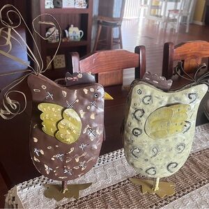Handcrafted Decorative Metal Chick Set - Brown & Cream